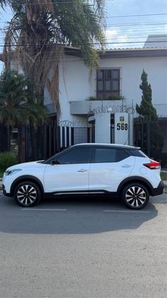 NISSAN KICKS 1.6 16V FLEXSTART SL 4P XTRONIC NISSAN KICKS 1.6 16V FLEXSTART SL 4P XTRONIC